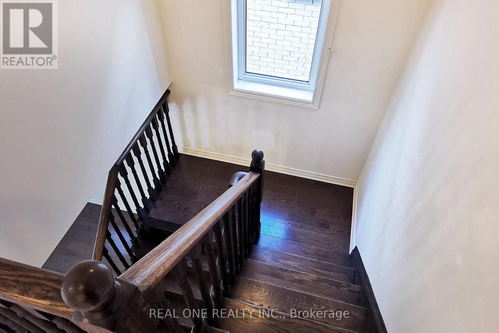 51 Kavanagh Avenue, East Gwillimbury (Sharon), Ontario  L9N 0P5 - Photo 21 - N14100334