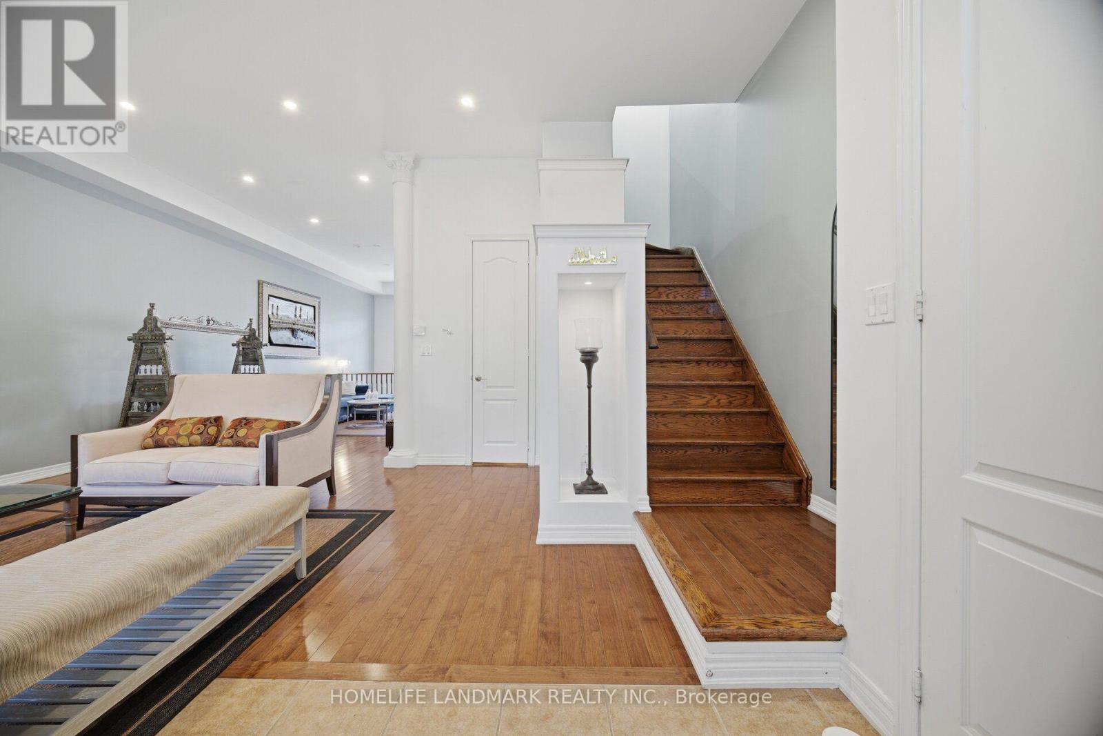 3184 Eclipse Avenue, Mississauga, Ontario  L5M 7X1 - Photo 4 - W14100346
