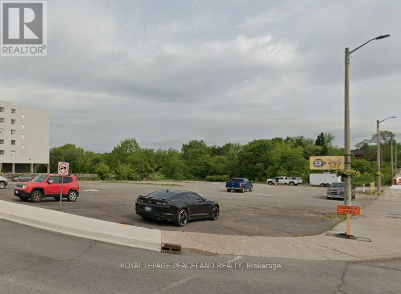 51 Niagara Street, Welland, Ontario L3C 1J1 - Photo 2 - X14100314