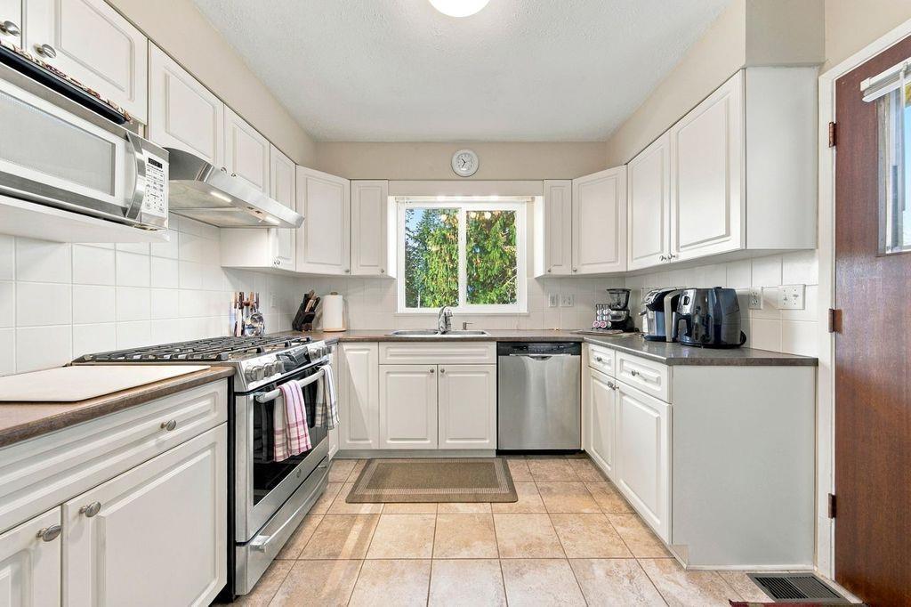 8973 112 Street, Delta, British Columbia  V4C 4X5 - Photo 8 - R3177028