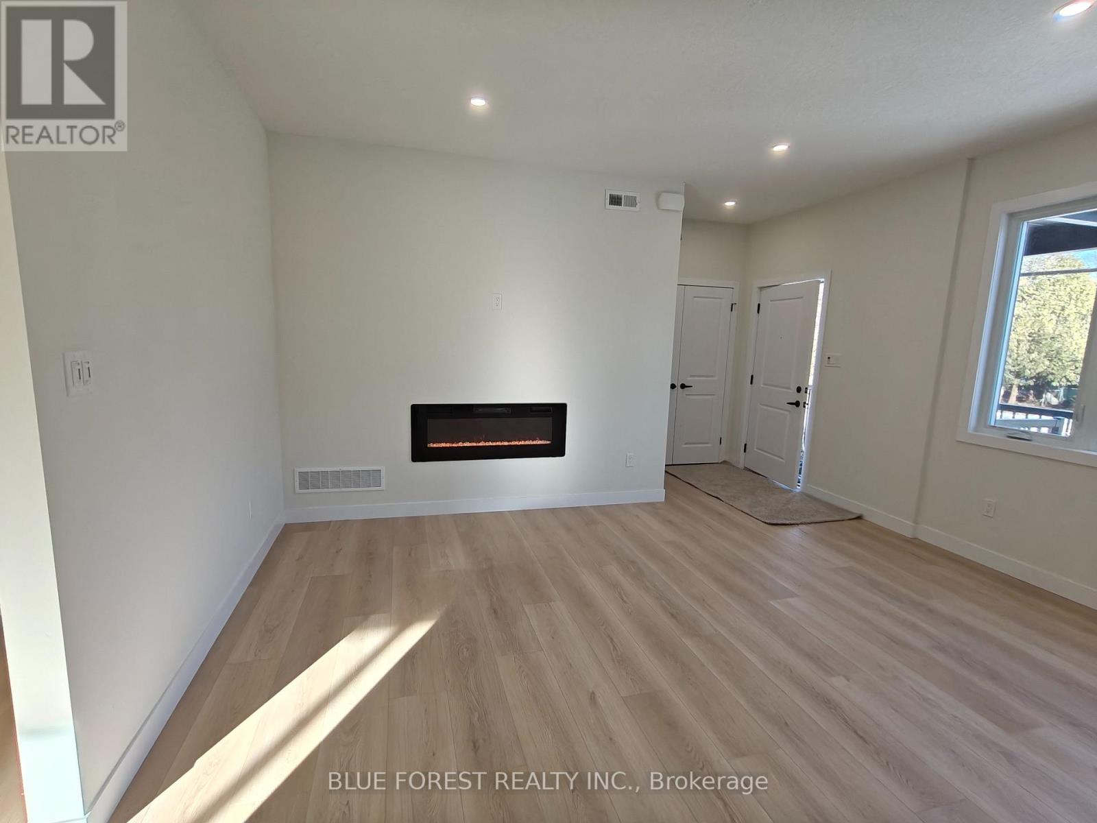 1 - 733 Verulam Street, London South, Ontario  N6C 4Z8 - Photo 13 - X14100394