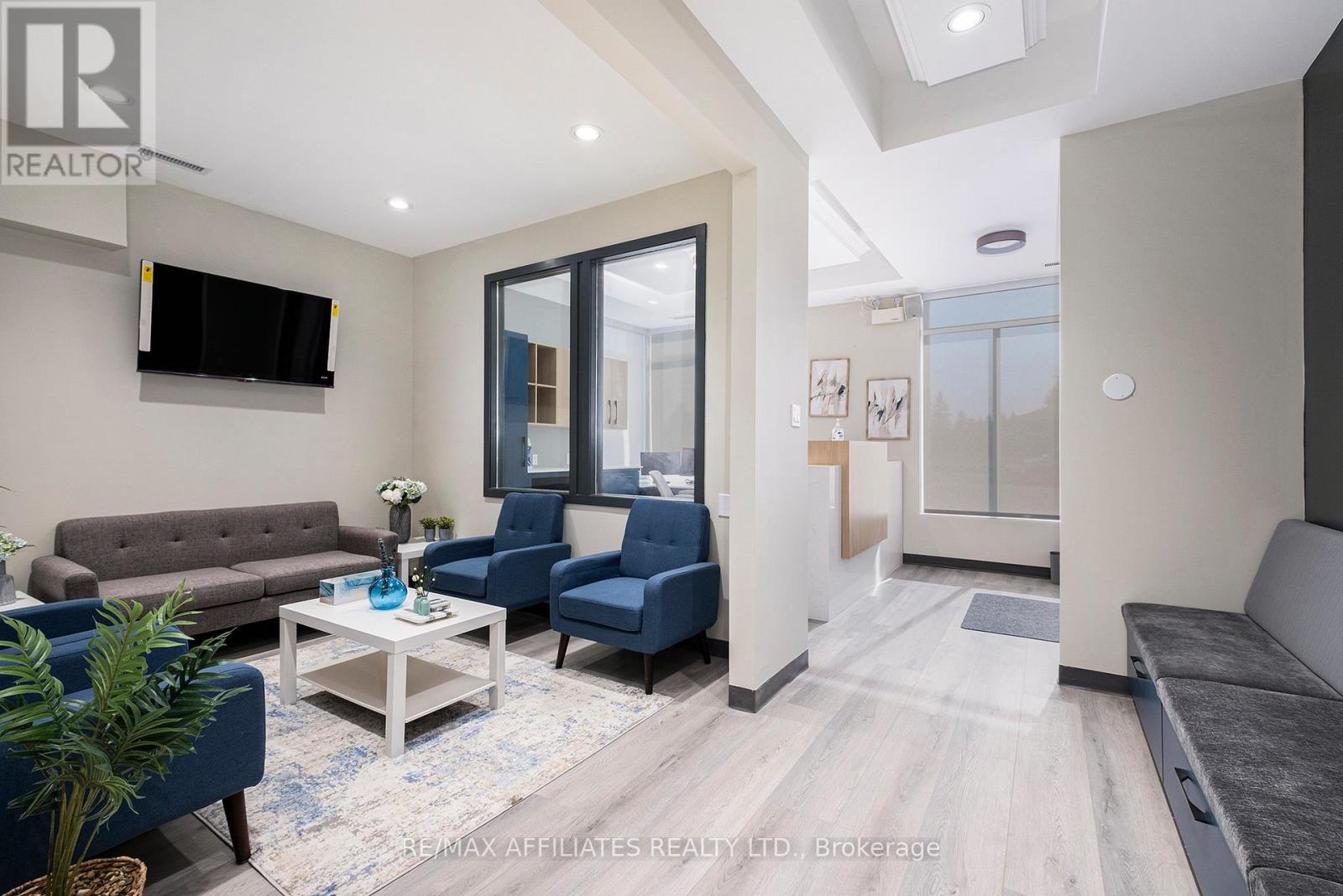 103 & 104 - 2500 St Laurent Boulevard, Ottawa, Ontario  K1H 1B1 - Photo 12 - X14100402