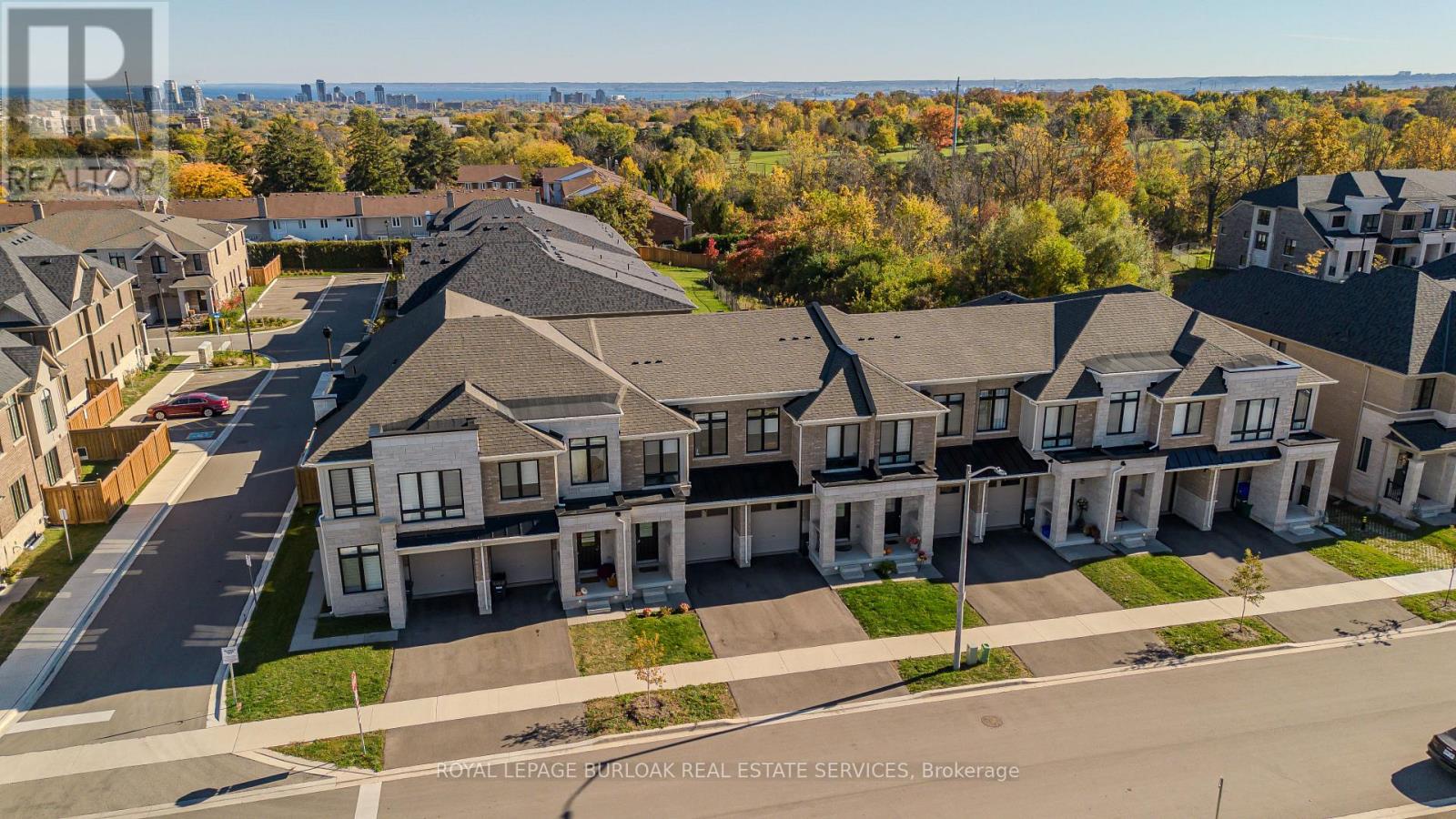 1402 Almonte Drive, Burlington, Ontario  L7P 0V8 - Photo 5 - W14096072