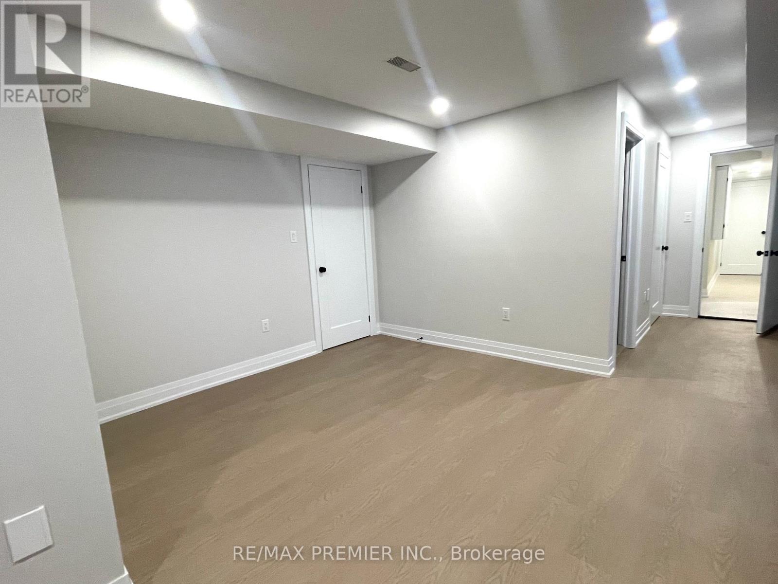115 Mapes Avenue, Vaughan (West Woodbridge), Ontario  L4L 8R9 - Photo 10 - N14100406