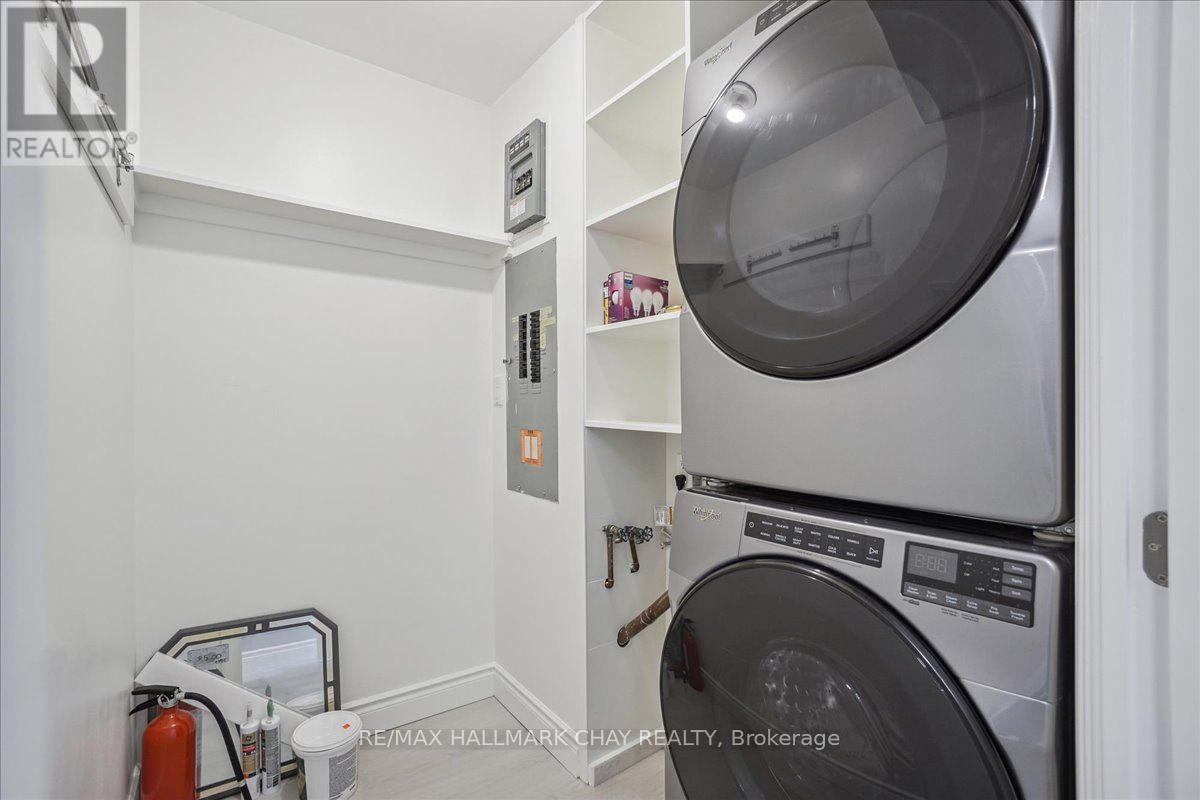 1208 - 181 Collier Street, Barrie (City Centre), Ontario  L4M 3B5 - Photo 29 - S14100426