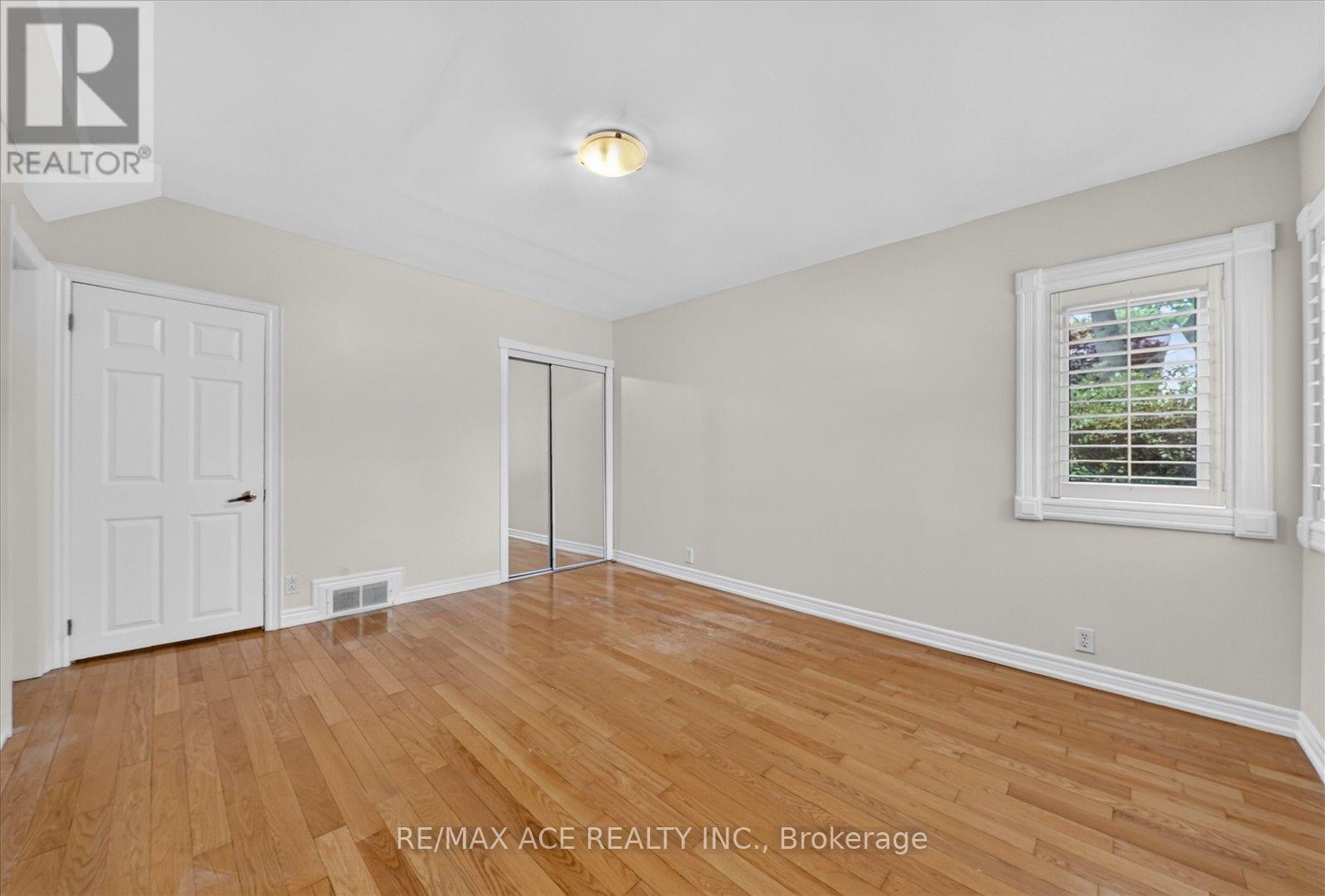 Main - 3 Larwood Boulevard, Toronto, Ontario  M1M 2M4 - Photo 18 - E14097854