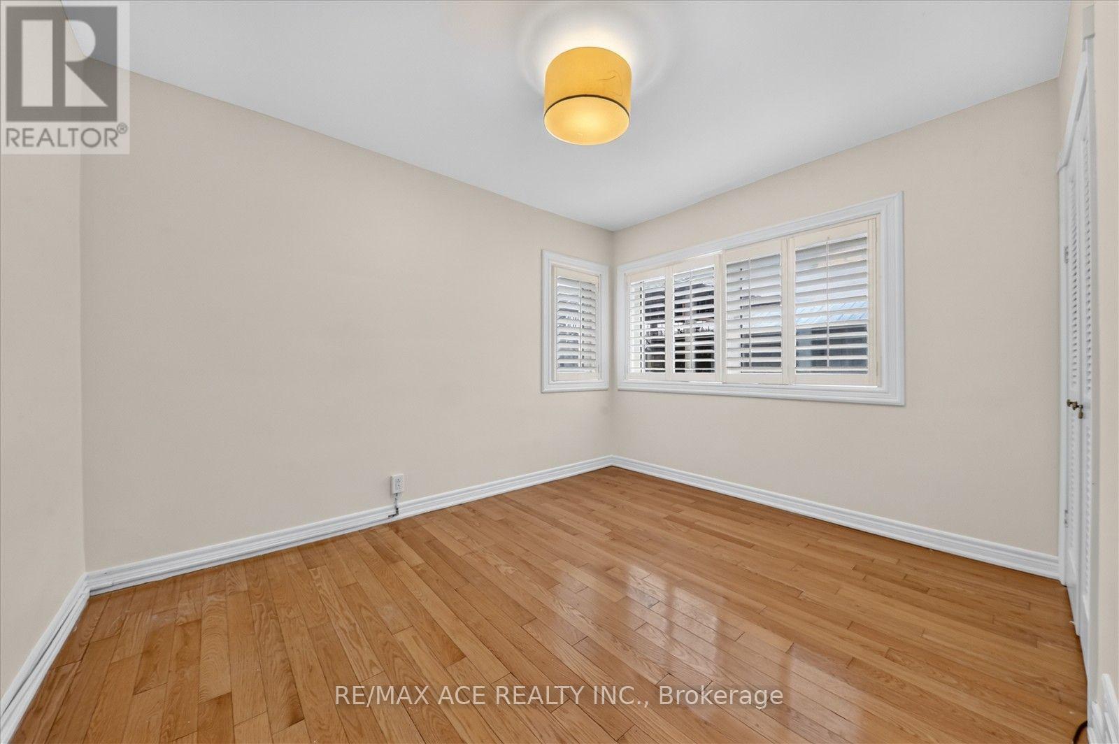 Main - 3 Larwood Boulevard, Toronto, Ontario  M1M 2M4 - Photo 23 - E14097854