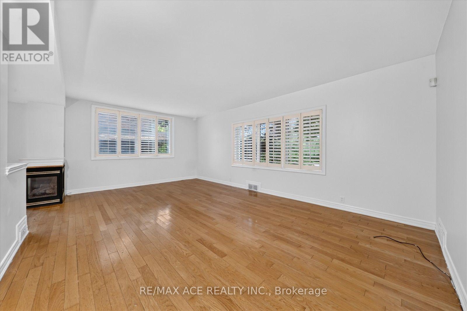 Main - 3 Larwood Boulevard, Toronto, Ontario  M1M 2M4 - Photo 5 - E14097854