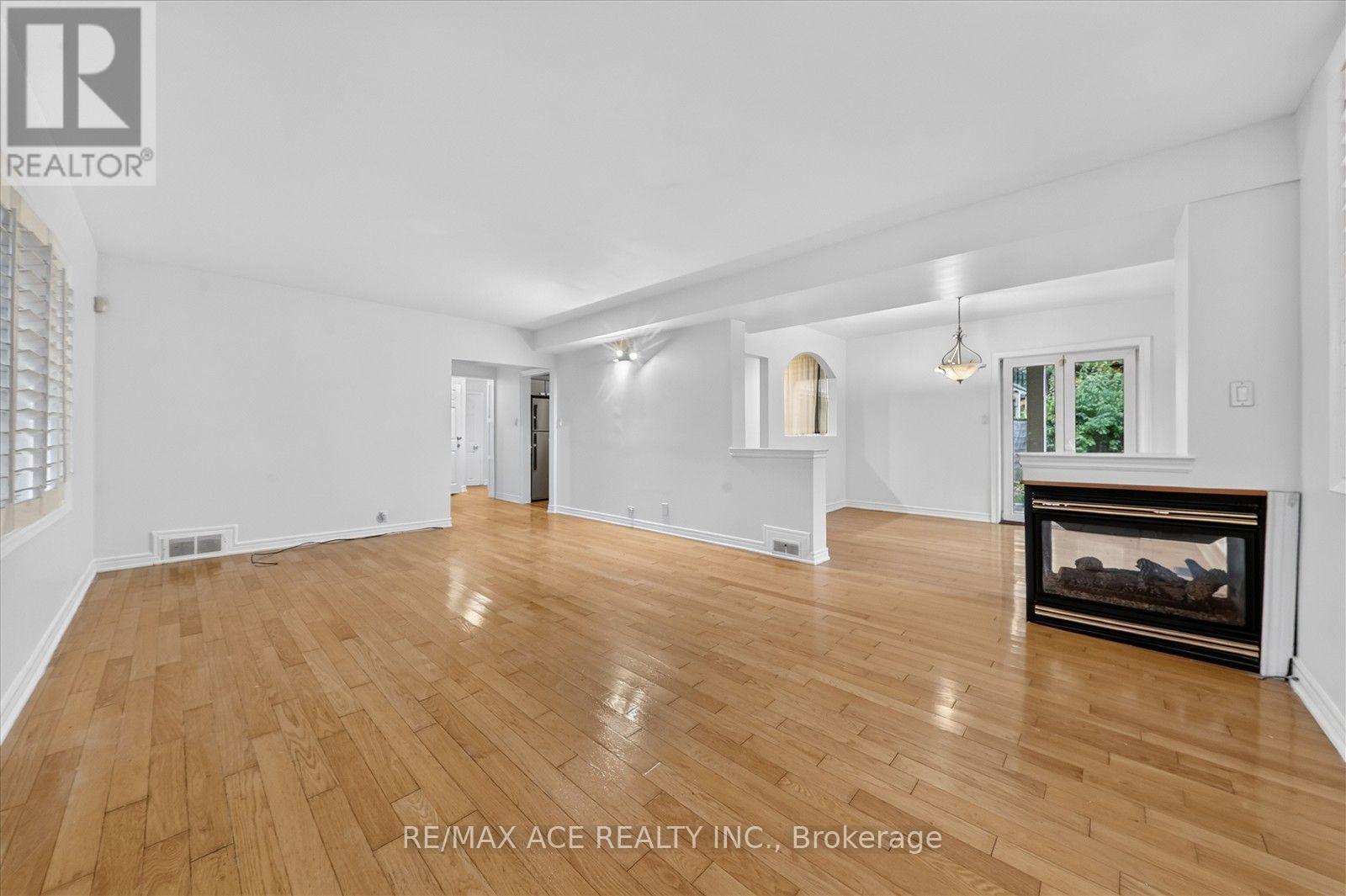 Main - 3 Larwood Boulevard, Toronto, Ontario  M1M 2M4 - Photo 7 - E14097854