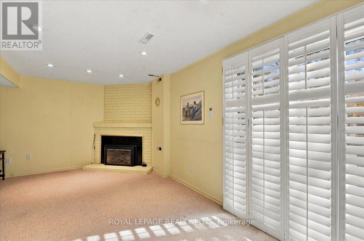 4 - 1951 Rathburn Road E, Mississauga, Ontario  L4W 2N9 - Photo 33 - W14100380