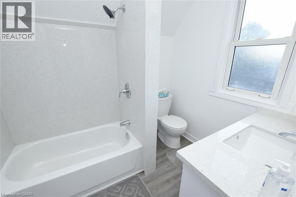 26 Fairview Avenue, Hamilton, Ontario  L8L 7B4 - Photo 24 - 40872926