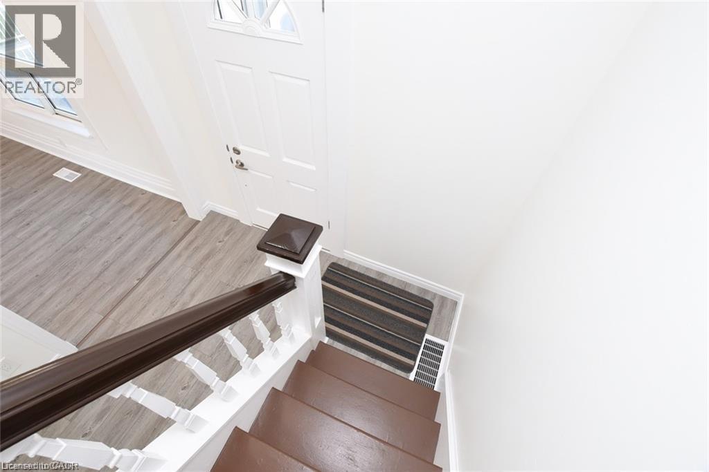 26 Fairview Avenue, Hamilton, Ontario  L8L 7B4 - Photo 7 - 40872926