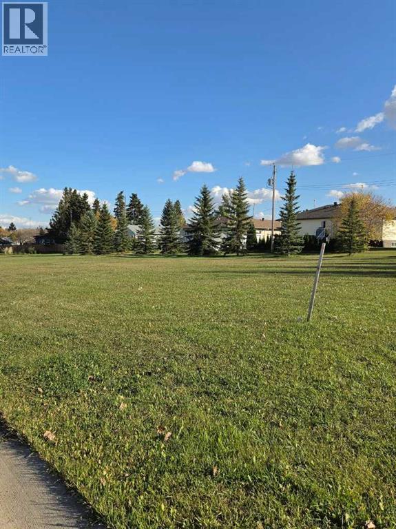 5 SIFTON Crescent
