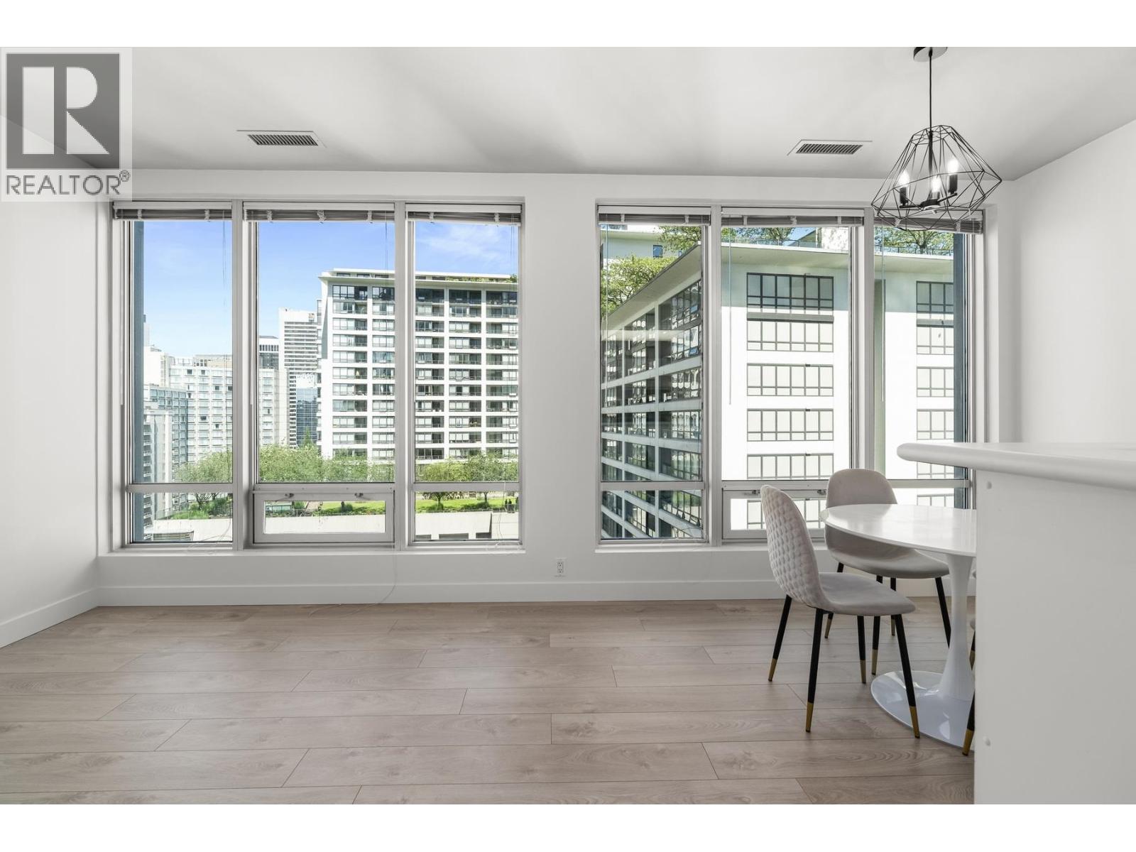 1012 989 Nelson Street, Vancouver, British Columbia  V6Z 2S1 - Photo 2 - R3177253
