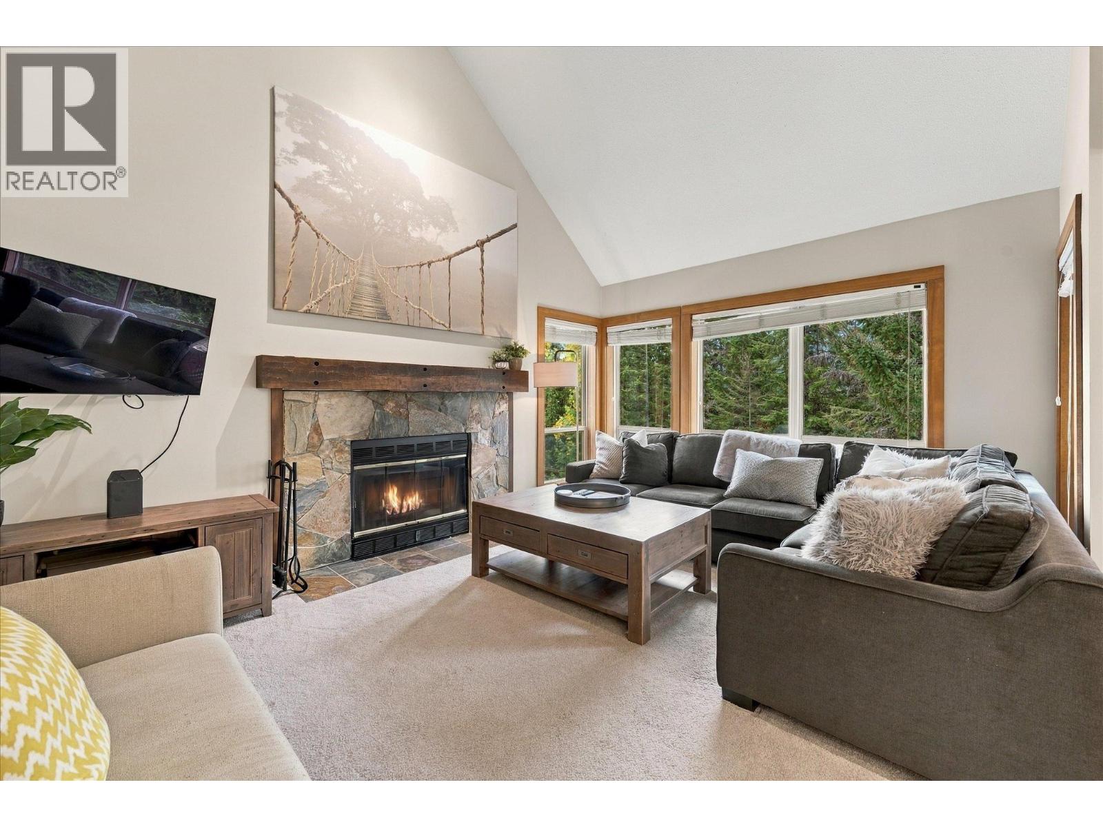 25 4891 Painted Cliff Road, Whistler, British Columbia  V0N 1B4 - Photo 3 - R3177265