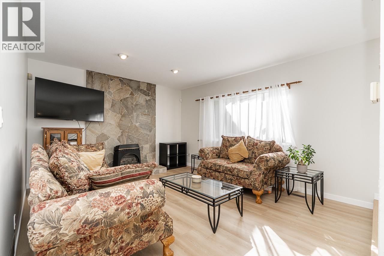2917 Kalamalka Drive, Coquitlam, British Columbia  V3C 5Z7 - Photo 16 - R3177276