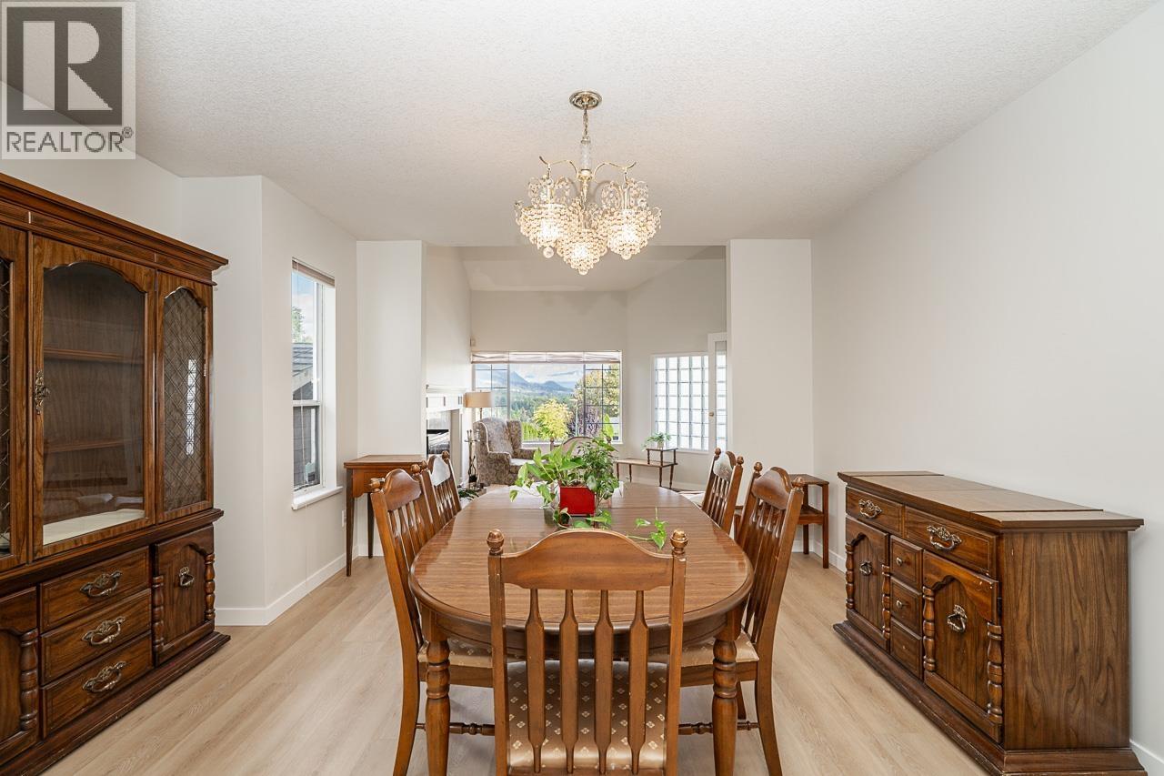 2917 Kalamalka Drive, Coquitlam, British Columbia  V3C 5Z7 - Photo 7 - R3177276