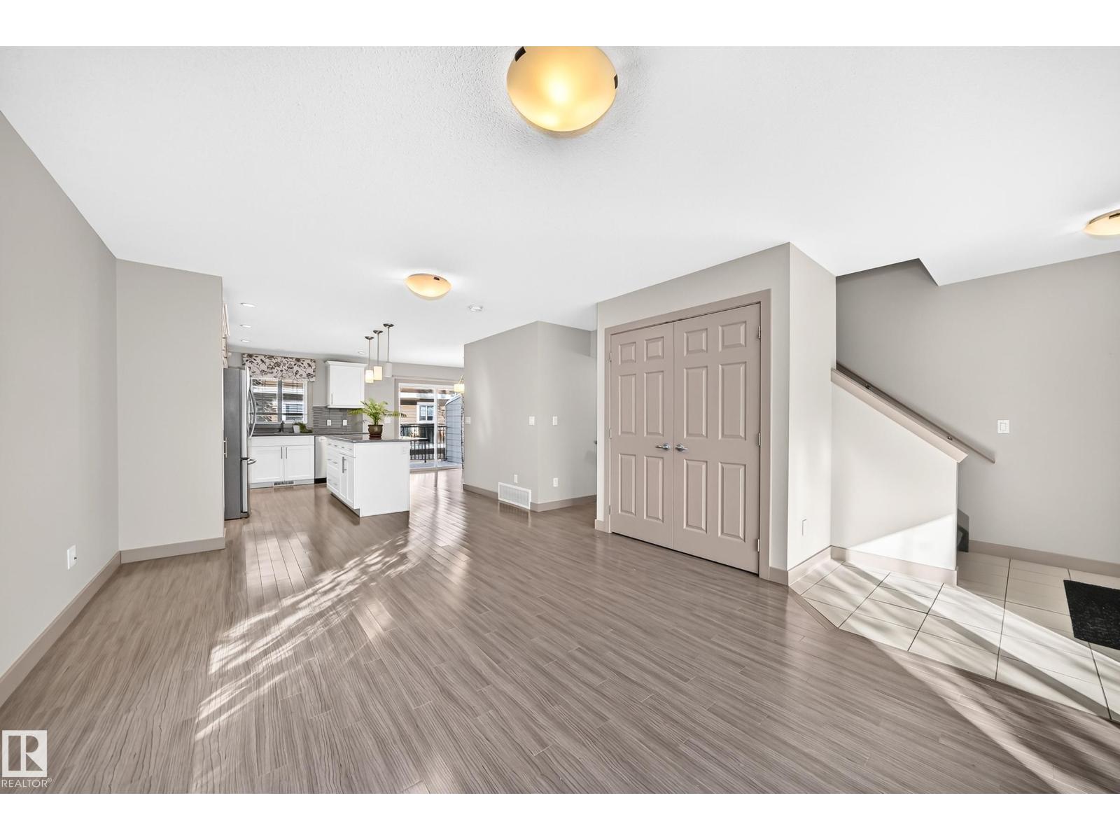 #33 1150 WINDERMERE WY SW