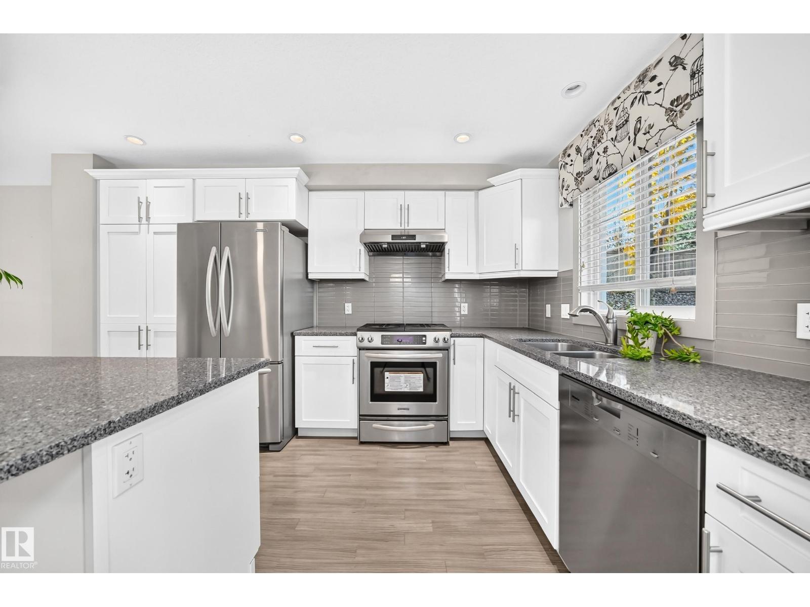 #33 1150 WINDERMERE WY SW