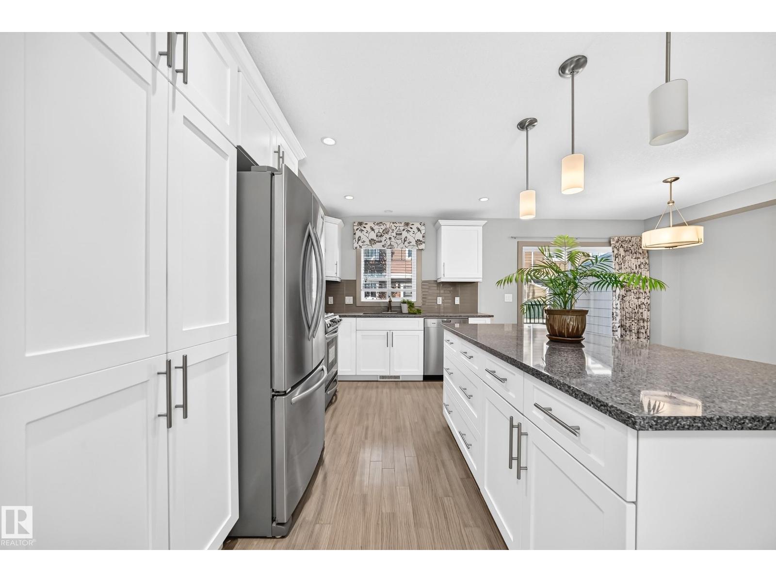 #33 1150 WINDERMERE WY SW