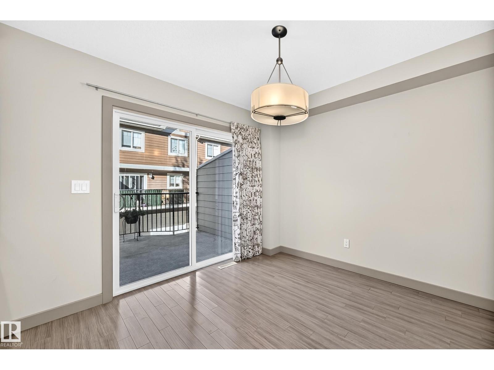 #33 1150 WINDERMERE WY SW