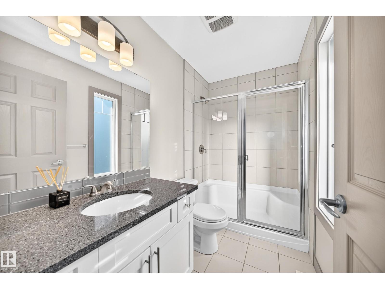 #33 1150 WINDERMERE WY SW