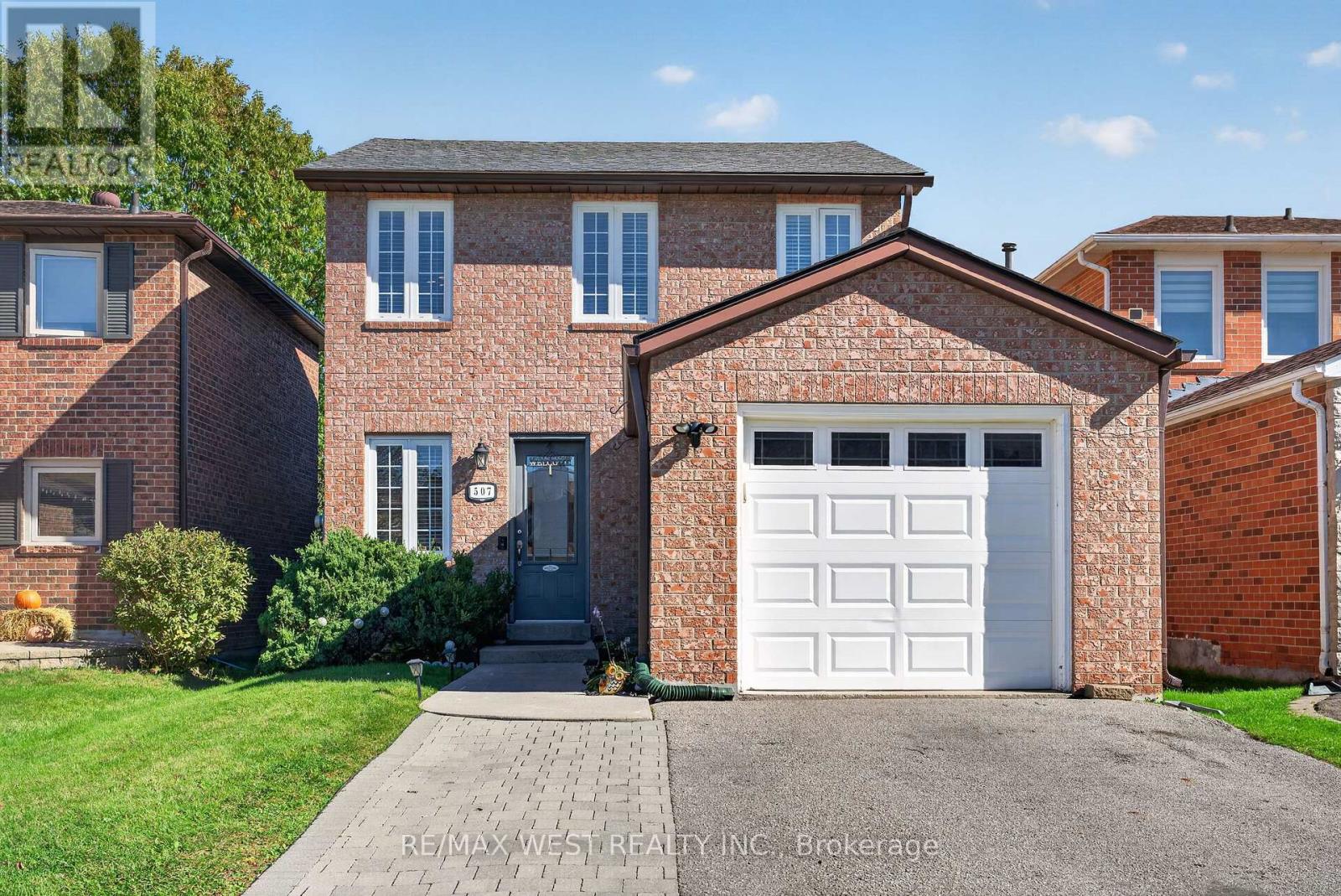 507 Alder Court, Pickering (Amberlea), Ontario  L1V 4T2 - Photo 45 - E14100460