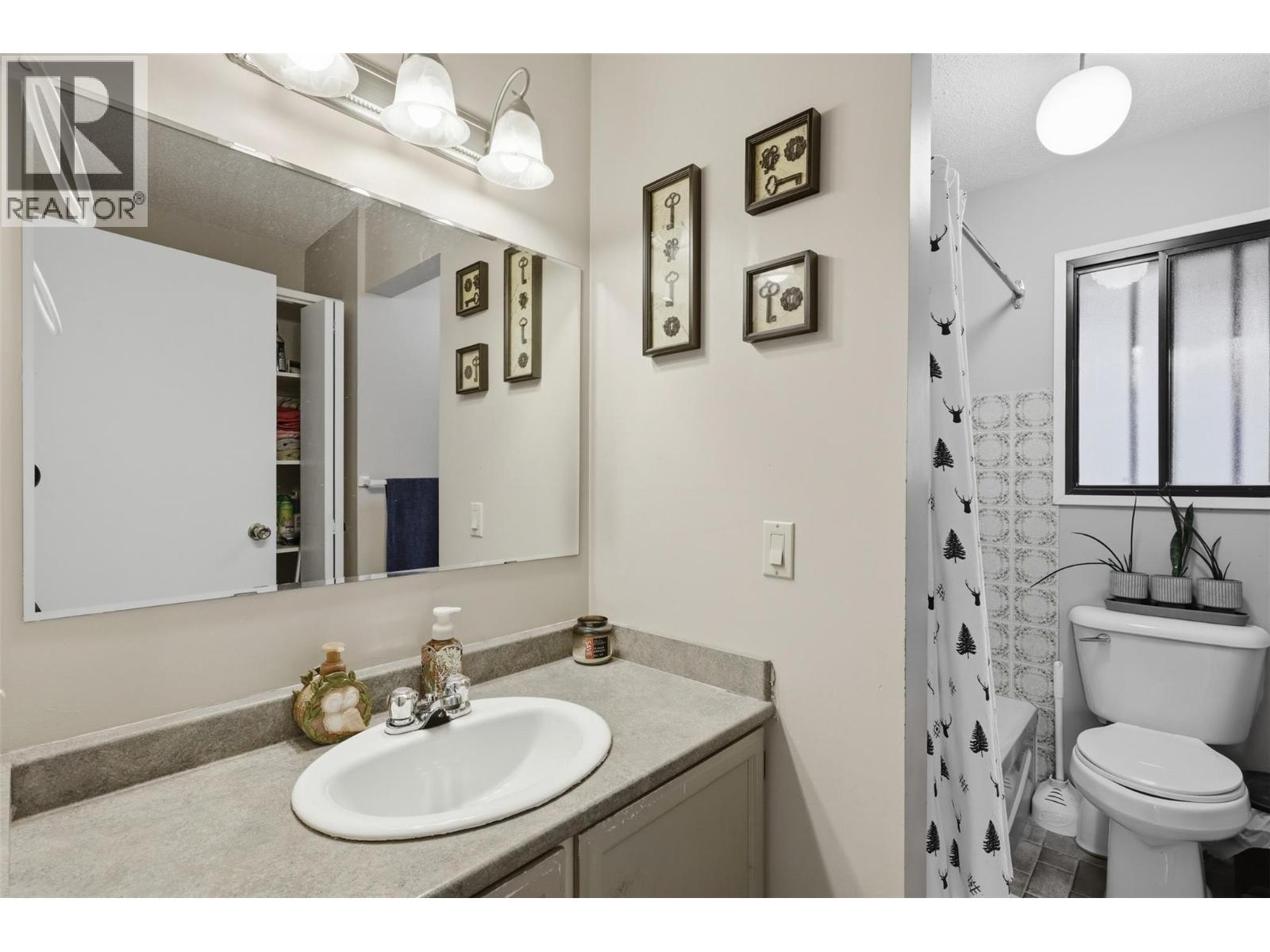 1155 HUGH ALLAN Drive Unit# 25