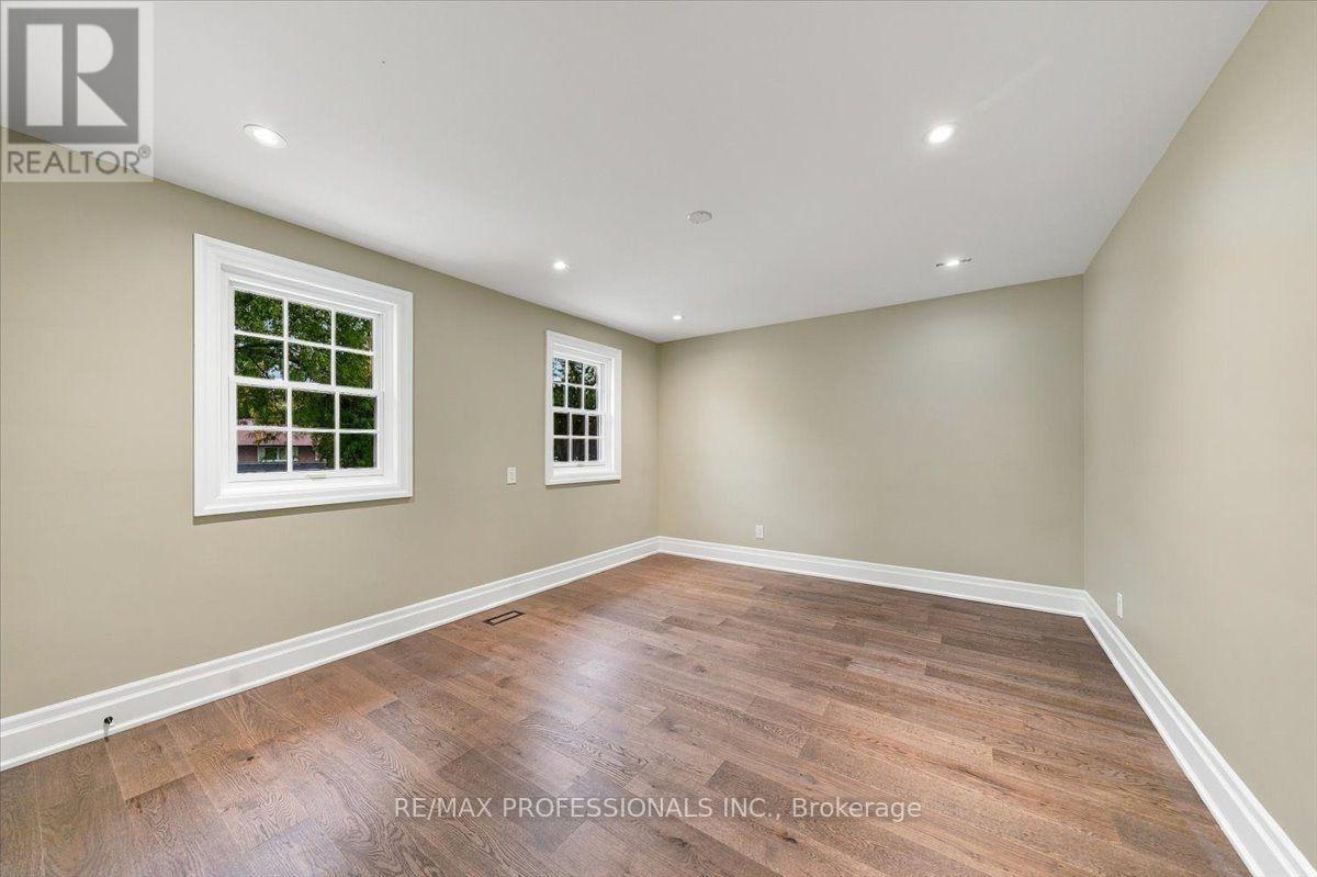 53 Edenvale Crescent, Toronto, Ontario  M9A 4A5 - Photo 34 - W13845826