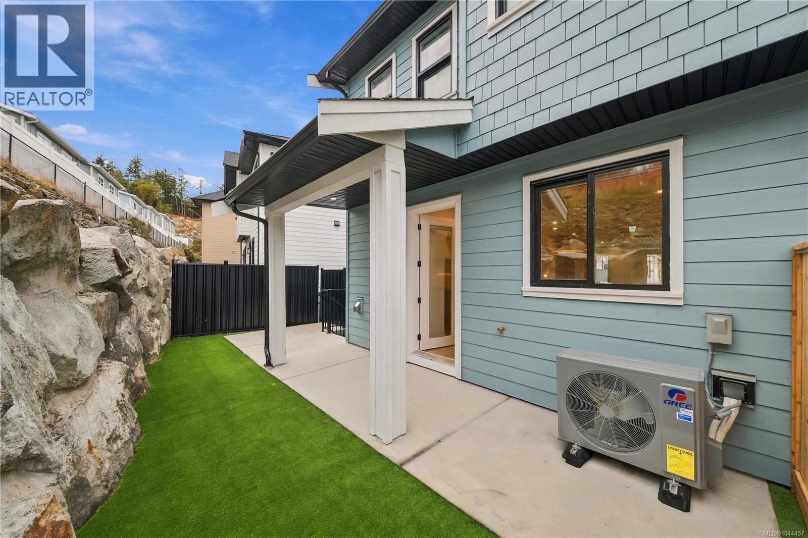 817 Blackbird Pl, Langford, British Columbia  V9B 6H4 - Photo 42 - 1044457
