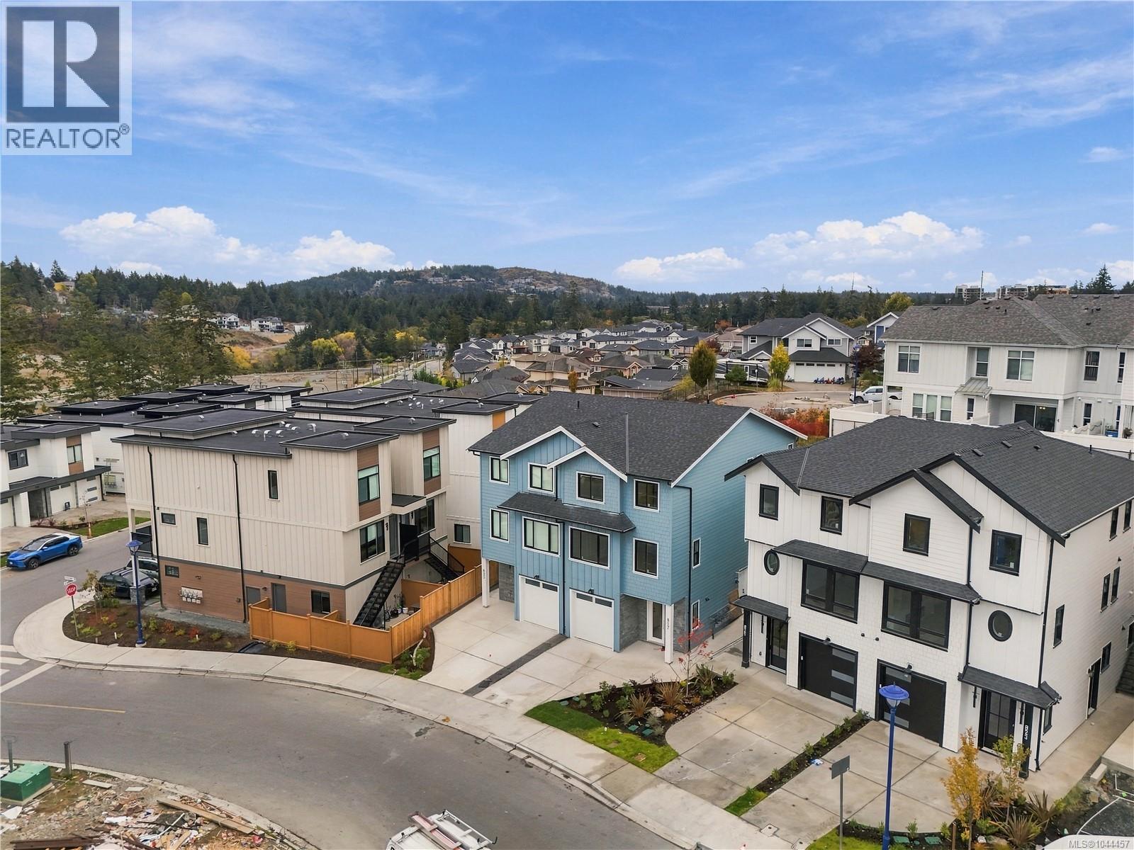 817 Blackbird Pl, Langford, British Columbia  V9B 6H4 - Photo 4 - 1044457