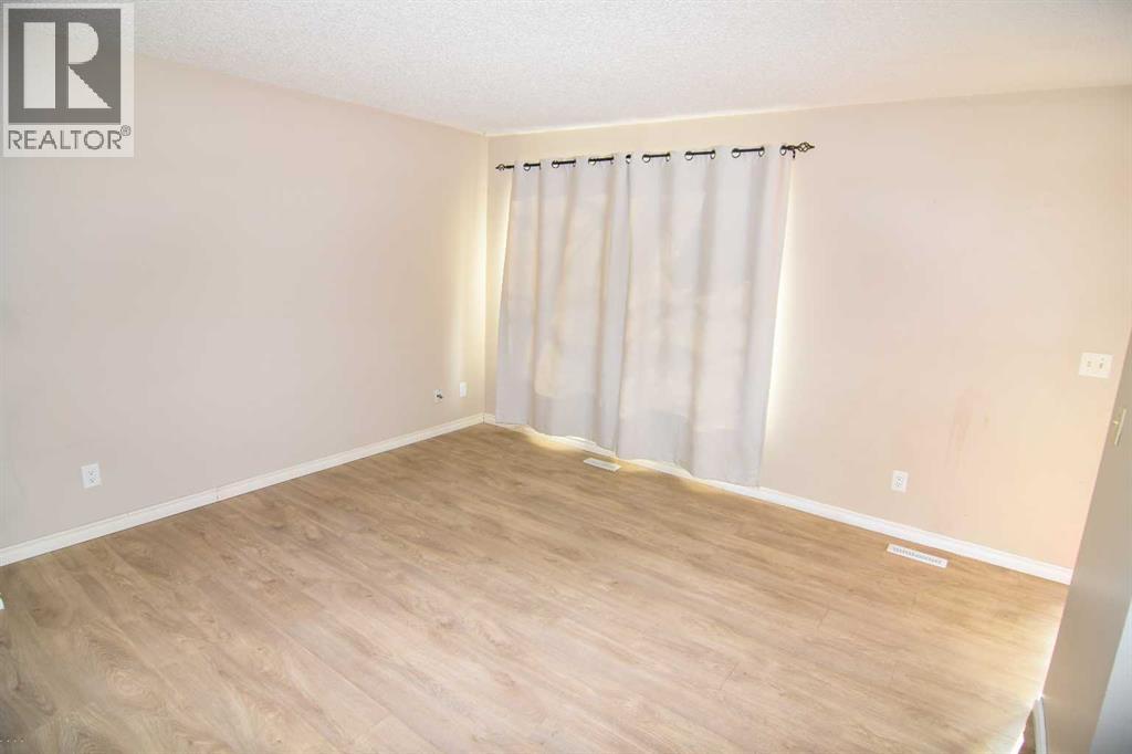 412 Abadan Place NE