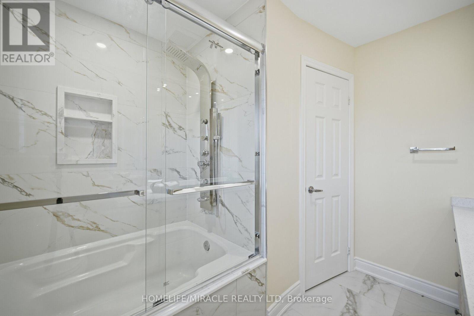 33 Ridgefield Court, Brampton, Ontario  L6P 1B4 - Photo 24 - W14100410