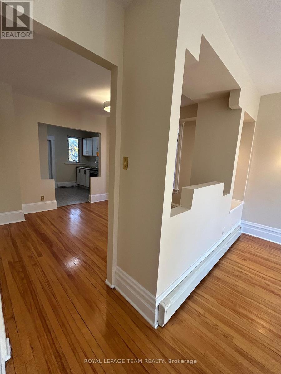 B - 427 Sunnyside Avenue, Ottawa, Ontario  K1S 0S6 - Photo 5 - X13879678