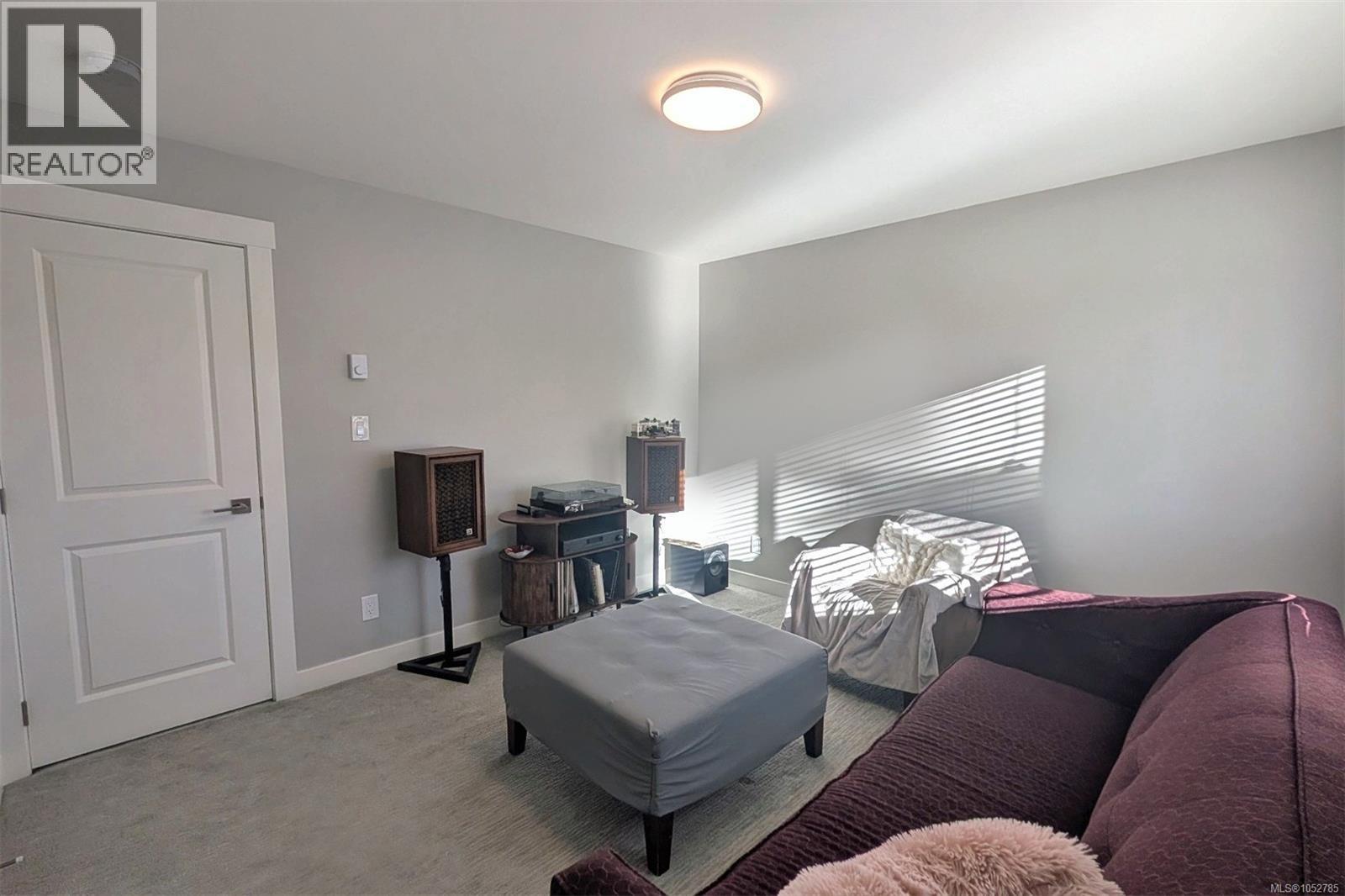 3568 Honeycrisp Ave