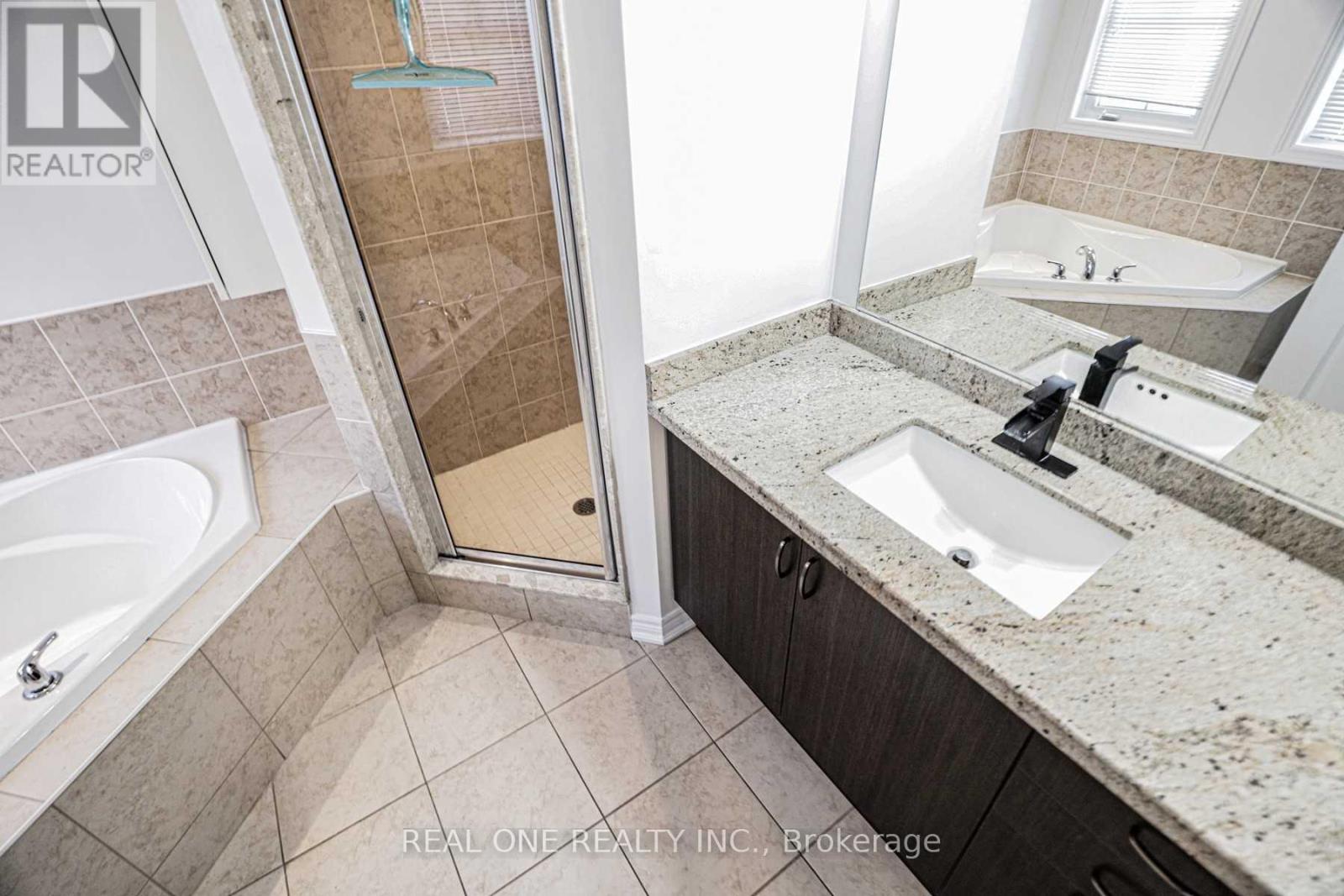 29 Poetry Drive, Vaughan, Ontario  L4H 3P8 - Photo 23 - N14100468