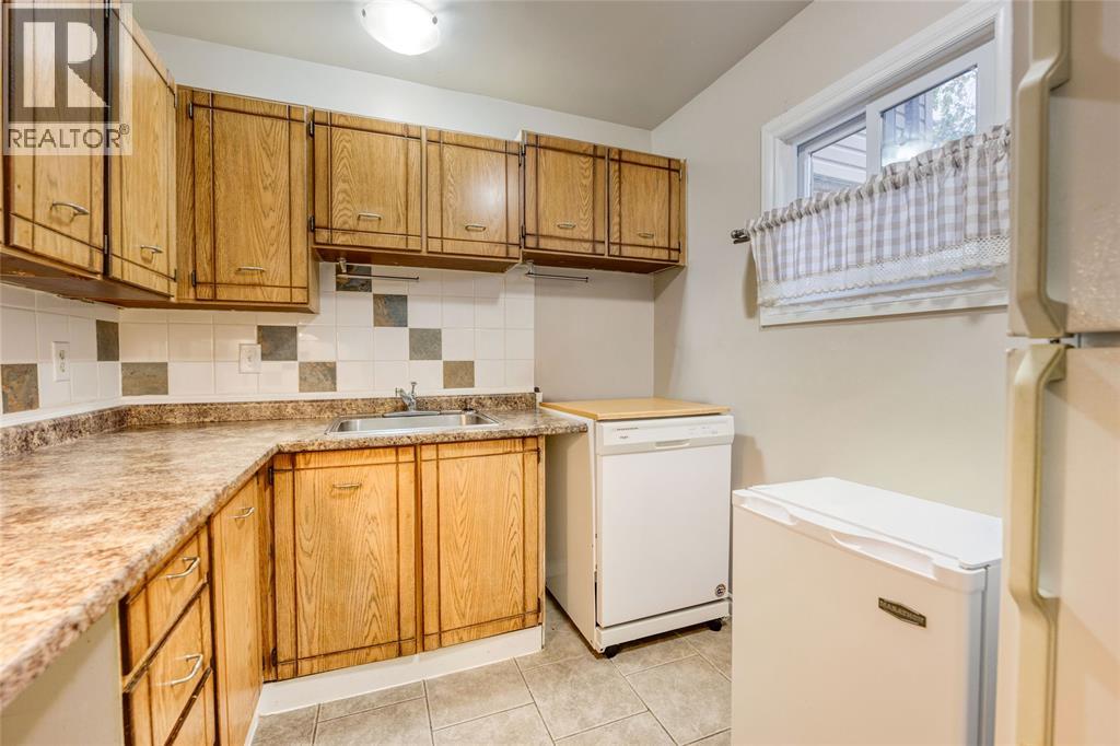 243 Hampton Avenue Unit# 13, Sarnia, Ontario  N7S 4Y7 - Photo 7 - 26023563