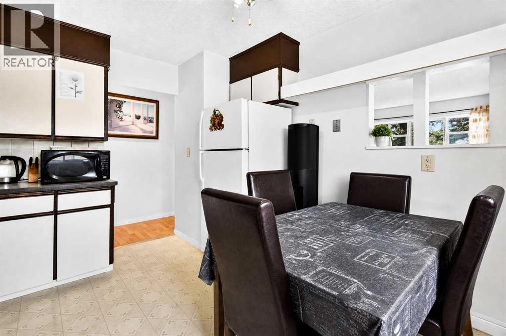 53 Queen Isabella Close SE