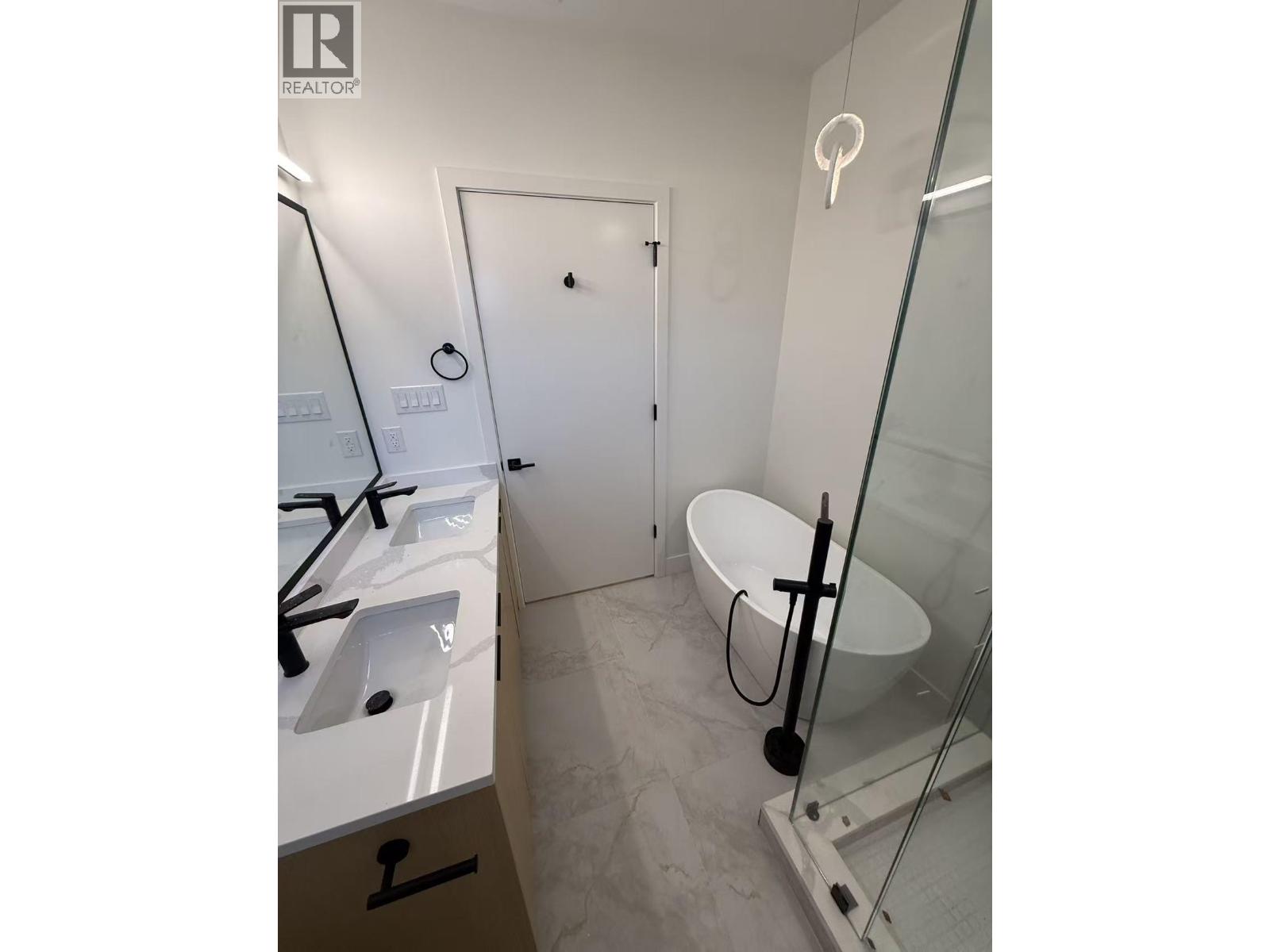 4636 Knight Street, Vancouver, British Columbia  V5N 3N1 - Photo 6 - R3176928