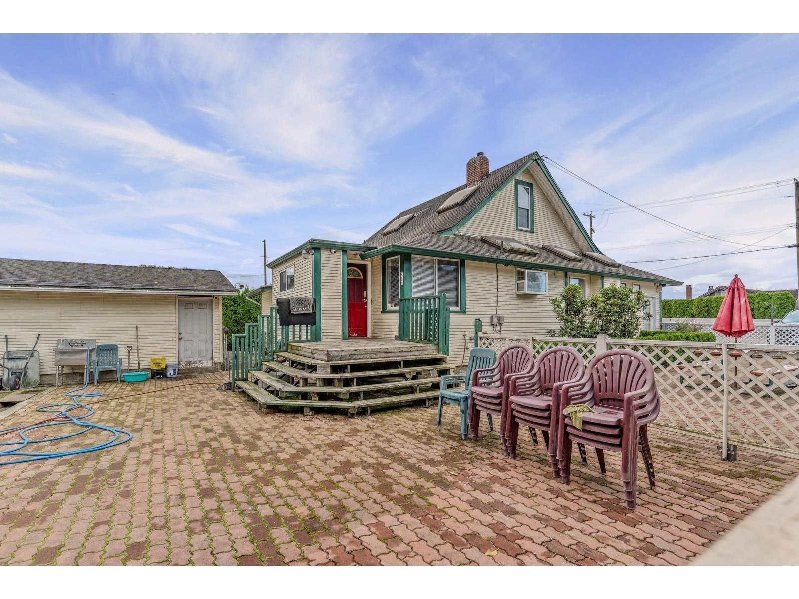 37165-37191 LOUGHEED HIGHWAY