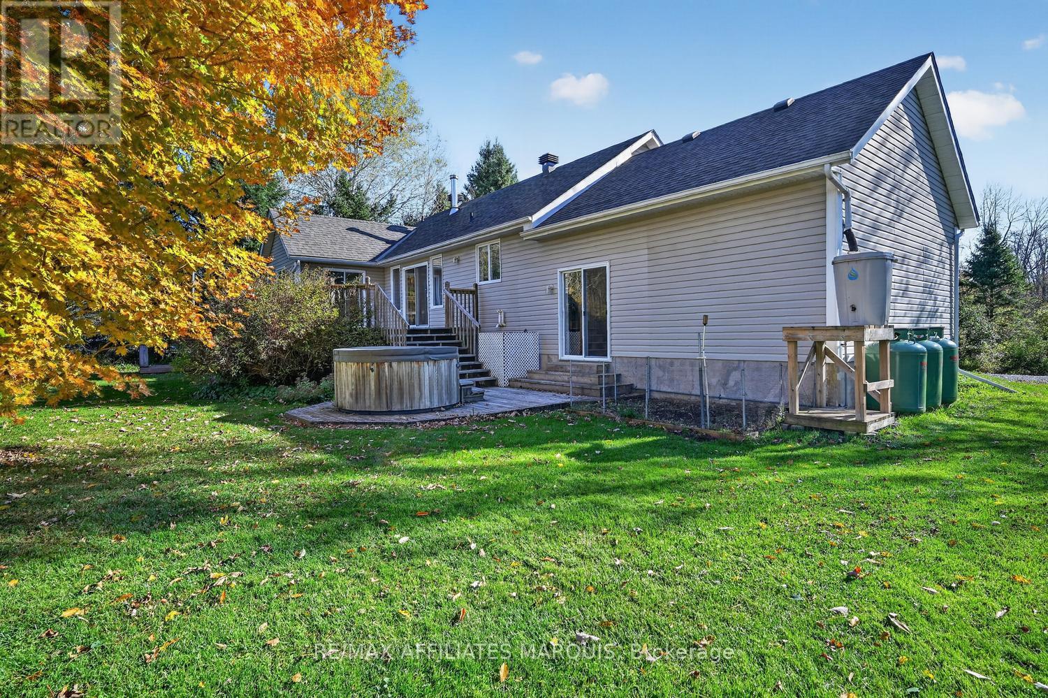 240 Noonan Road S, Rideau Lakes, Ontario  K0G 1X0 - Photo 47 - X14100510