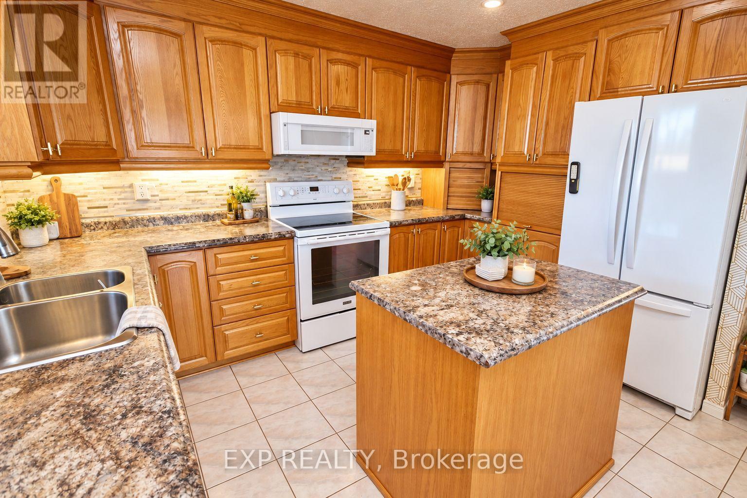 578 Telegraph Road, Alfred And Plantagenet, Ontario  K0B 1A0 - Photo 8 - X14100514