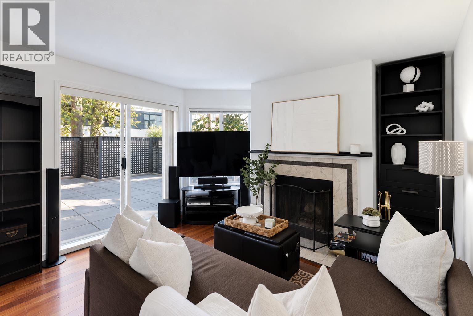 104 555 W 14th Avenue, Vancouver, British Columbia  V5Z 4G8 - Photo 2 - R3177282