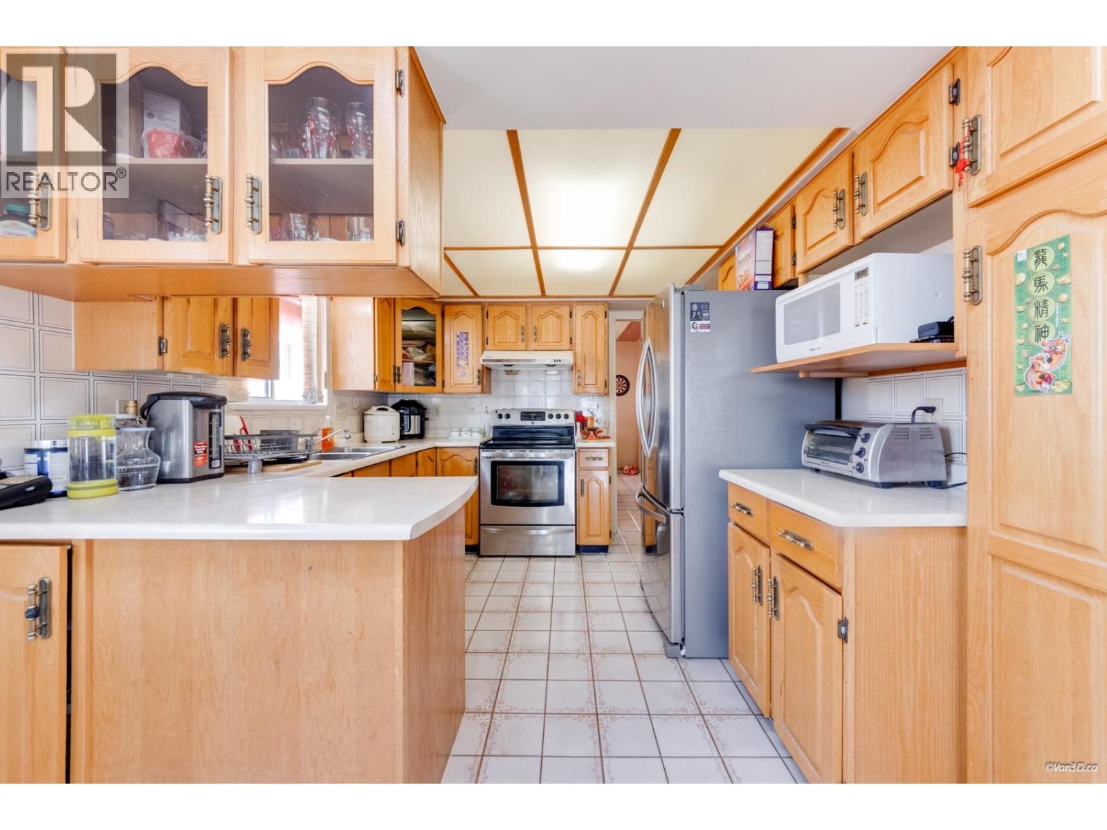 4317 Georgia Street, Burnaby, British Columbia  V5C 2T9 - Photo 13 - R3177278