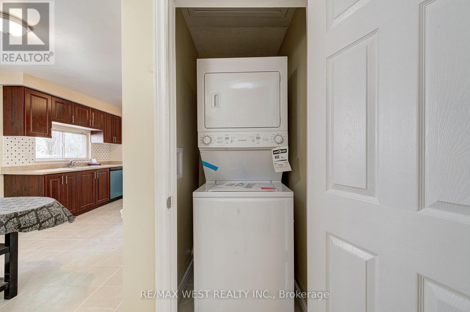 Upper Lvl - 18 Glenforest Road, Brampton, Ontario  L6S 1K6 - Photo 22 - W14100504