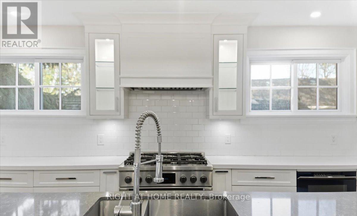 79 Wilson Street E, Oakville, Ontario  L6K 3G4 - Photo 13 - W14100508