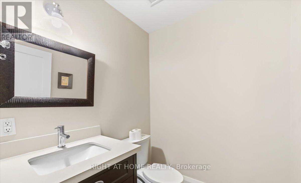 79 Wilson Street E, Oakville, Ontario  L6K 3G4 - Photo 17 - W14100508