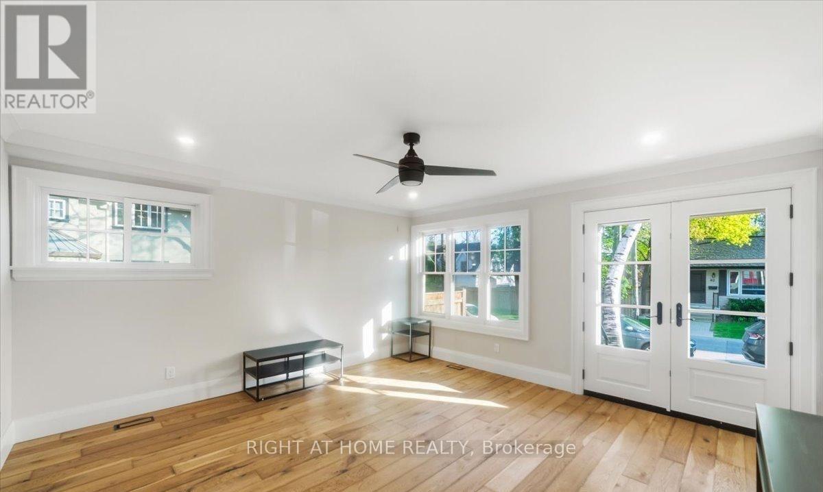 79 Wilson Street E, Oakville, Ontario  L6K 3G4 - Photo 2 - W14100508