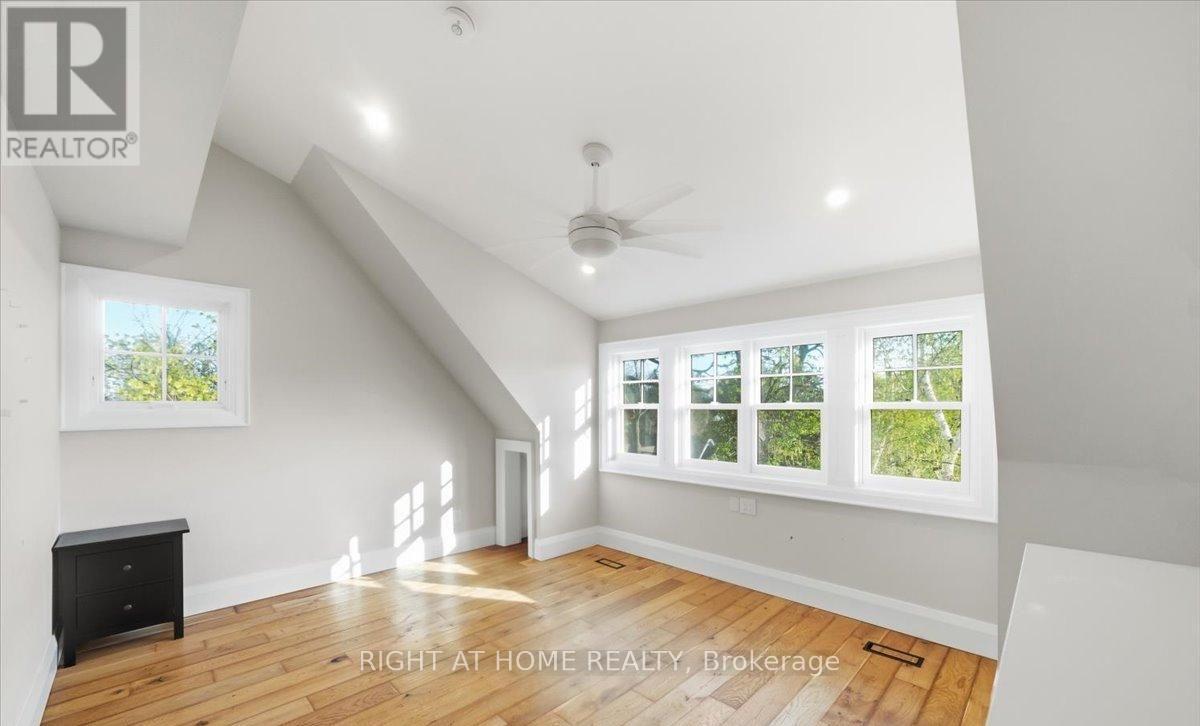 79 Wilson Street E, Oakville, Ontario  L6K 3G4 - Photo 29 - W14100508