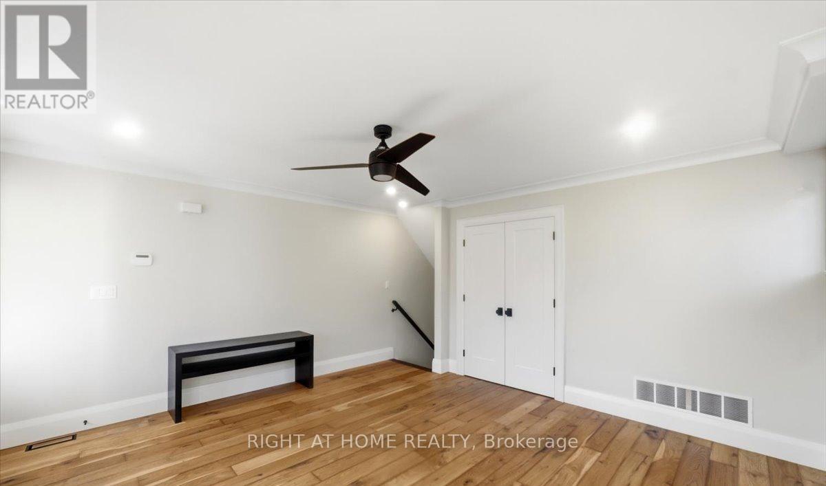 79 Wilson Street E, Oakville, Ontario  L6K 3G4 - Photo 3 - W14100508